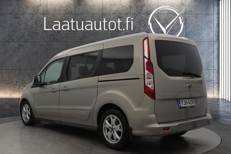 Käytetty Ford Grand Tourneo Connect Titanium 120 HP (88 kW) 2016 Tila-auto