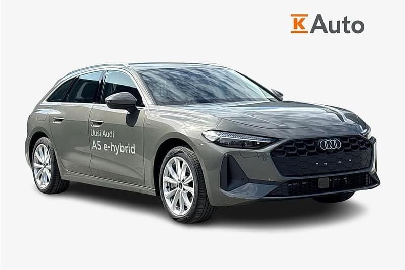 Harmaa Käytetty 2025 Audi A5 Design Coupe - kaksiovinen | 56 490 € (Perustarjous) - Kuva 1/4