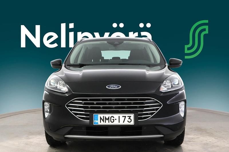Käytetty Ford Kuga Titanium 224 HP (164 kW) 2021 Musta Katumaasturi
