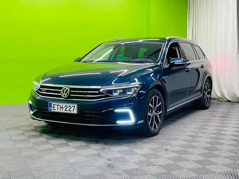 Käytetty VW Passat GTE 156 HP (114 kW) 2020 Sininen Farmari
