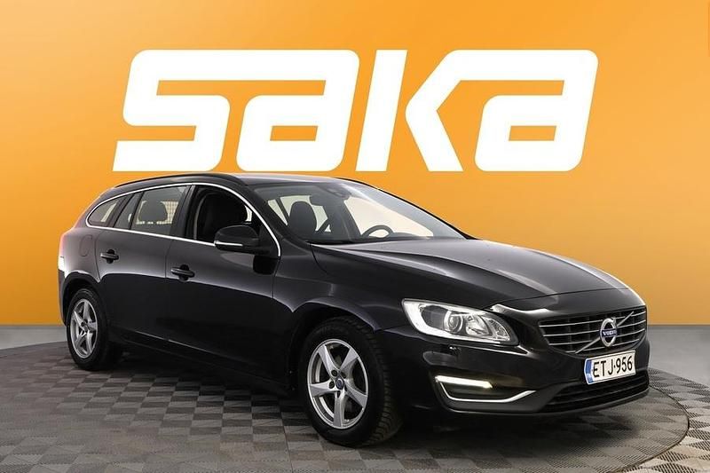 Käytetty 2016 Volvo V60 Momentum Farmari | 11 890 € (Hyvä tarjous) - Kuva 1/3