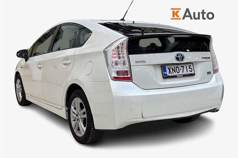 Käytetty Toyota Prius Premium 99 HP (72 kW) 2010 Valkoinen Viistoperä