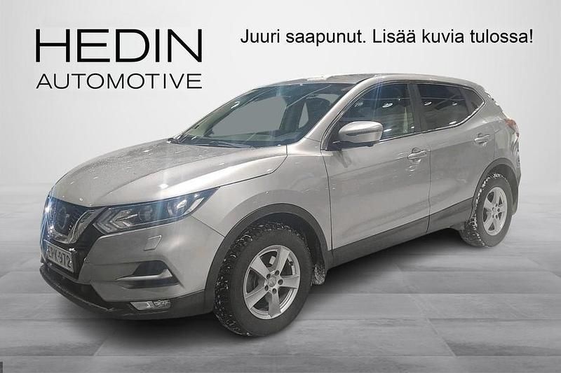 Hopea Käytetty 2018 Nissan Qashqai N-Connecta Katumaasturi | 16 500 € (Perustarjous) - Kuva 1/3