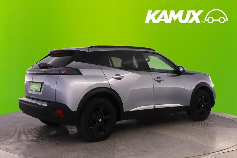 Käytetty Peugeot e-2008 Allure 100 kW (136 HP) 2020 Hopea / harmaa Katumaasturi