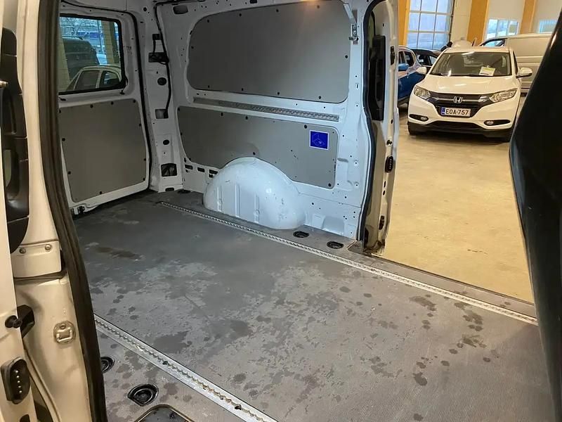 Käytetty Mercedes Vito 163 HP (119 kW) 2020 Valkoinen Van