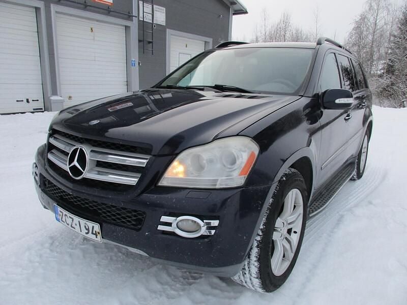 Käytetty Mercedes GL320 2006 Katumaasturi