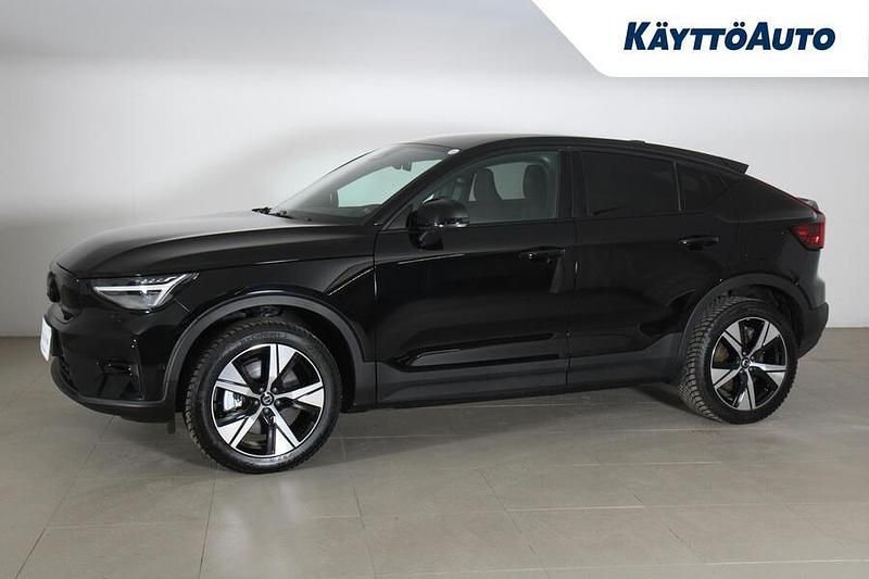 Käytetty Volvo EC40 Performance 325 kW (442 HP) 2025 Musta Katumaasturi