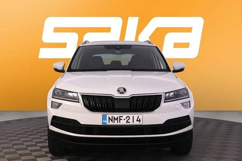 Käytetty Skoda Karoq Business Line 150 HP (110 kW) 2021 Katumaasturi