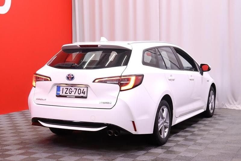 Käytetty Toyota Corolla Active 184 HP (135 kW) 2021 Farmari