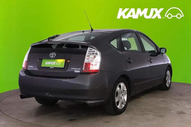 Käytetty Toyota Prius Executive 77 HP (56 kW) 2009 Hopea / harmaa Viistoperä