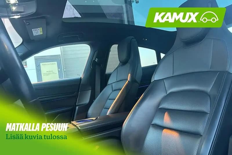 Käytetty Porsche Taycan 4S Performance Package 419 kW (571 HP) 2022 Valkoinen Sedan