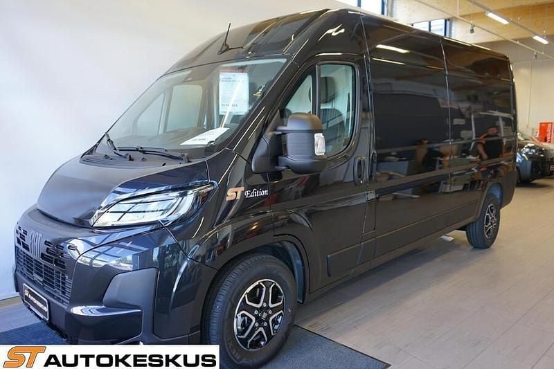 Musta Käytetty 2025 Fiat Ducato Style Van | 49 900 € - Kuva 1/4