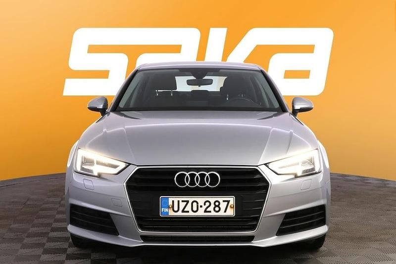 Käytetty Audi A4 Business 190 HP (139 kW) 2018 Sedan