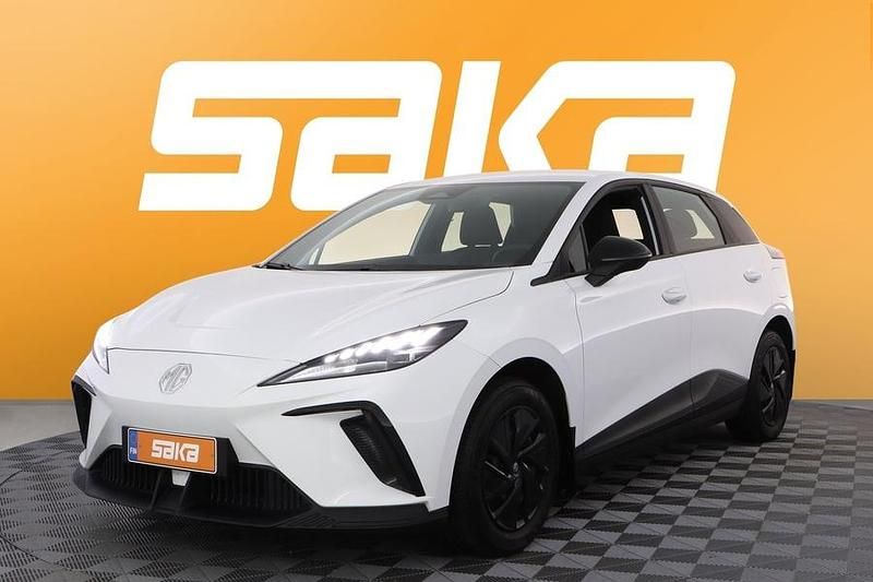 Käytetty MG MG4 EV 125 kW (170 HP) 2023 Viistoperä