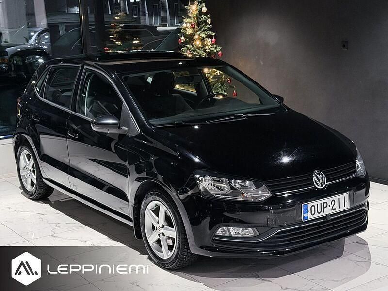 Käytetty VW Polo Comfortline 90 HP (66 kW) 2015 Viistoperä