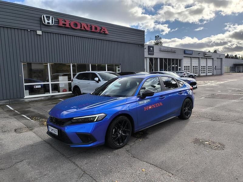 Sininen Käytetty 2025 Honda Civic Hybrid Viistoperä | 36 800 € - Kuva 1/3
