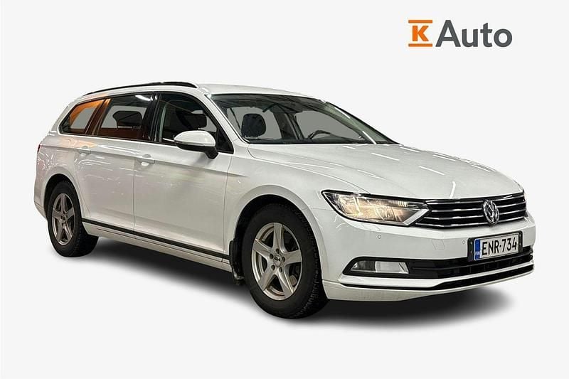 Käytetty VW Passat Trendline 125 HP (91 kW) 2015 Valkoinen Farmari
