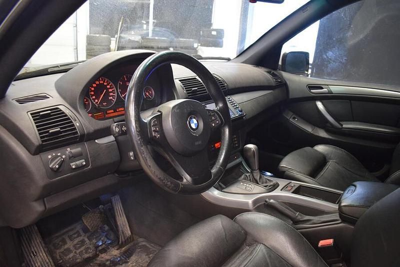 Käytetty BMW X5 Sport Line 218 HP (160 kW) 2006 Katumaasturi