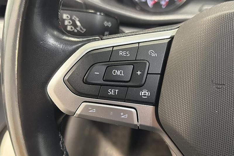 Käytetty VW T6.1 110 HP (80 kW) 2022 Harmaa Van