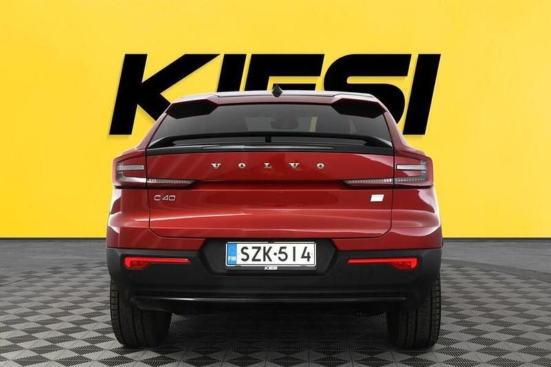 Käytetty Volvo C40 Ultimate 175 kW (238 HP) 2023 Katumaasturi