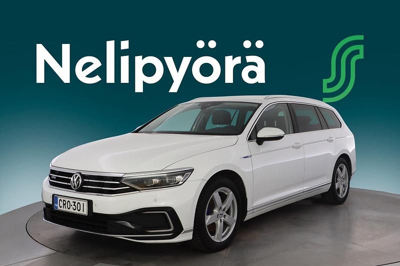 Käytetty VW Passat GTE 218 HP (160 kW) 2020 Valkoinen Farmari