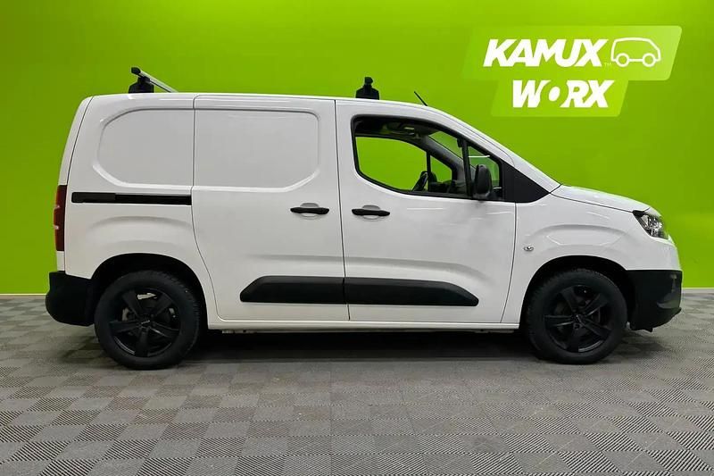 Käytetty Toyota Proace City City 76 HP (55 kW) 2020 Valkoinen Tila-auto