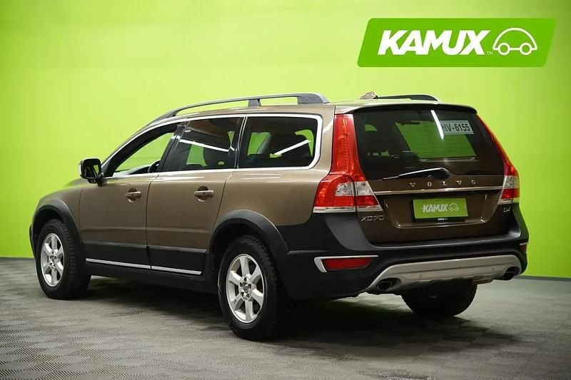 Käytetty Volvo XC70 Summum 181 HP (133 kW) 2015 Ruskea Farmari