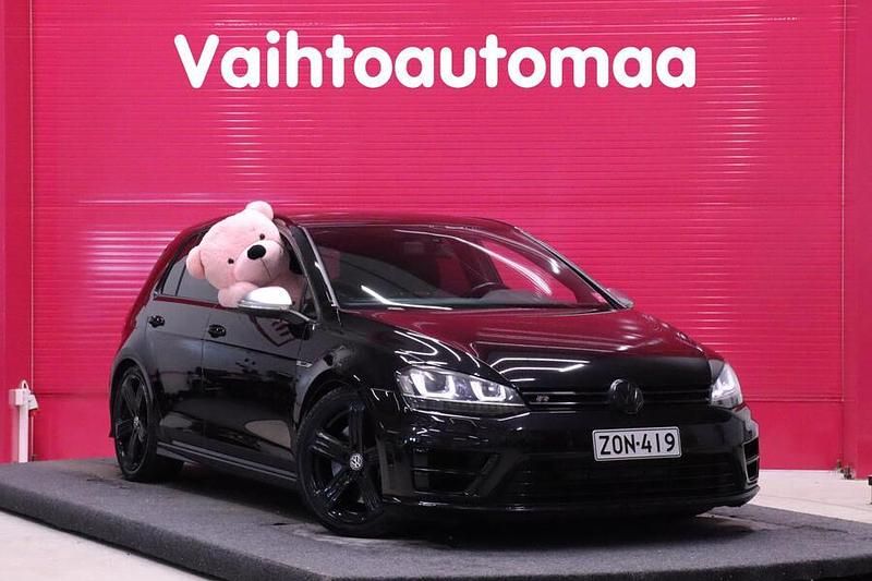 Käytetty VW Golf VII R 301 HP (221 kW) 2014 Viistoperä