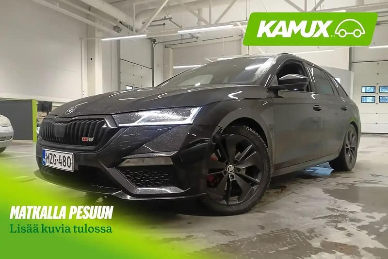 Käytetty Skoda Octavia RS 200 HP (147 kW) 2021 Musta Farmari