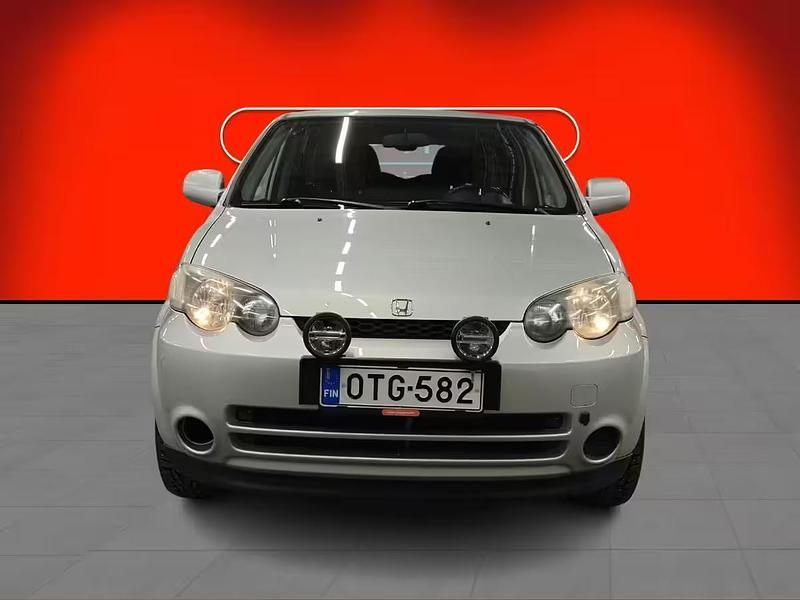 Käytetty Honda HR-V LS 2004 Katumaasturi