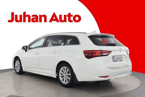 Käytetty Toyota Avensis Multidrive S 147 HP (108 kW) 2017 Valkoinen Farmari