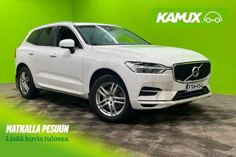 Käytetty Volvo XC60 Momentum 392 HP (288 kW) 2020 Valkoinen Katumaasturi