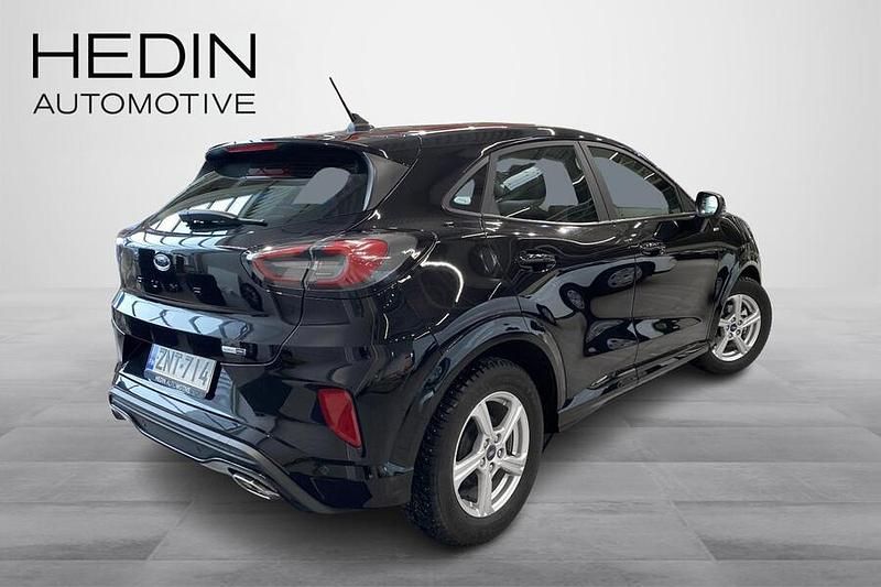 Käytetty Ford Puma ST-Line 125 HP (91 kW) 2021 Musta Katumaasturi