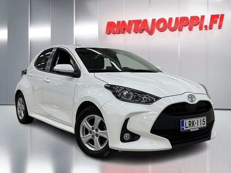 Käytetty Toyota Yaris Multidrive S 125 HP (91 kW) 2022 Valkoinen Viistoperä