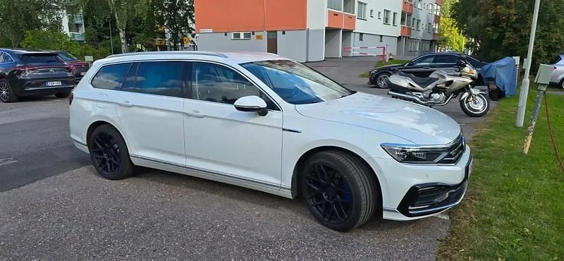 Käytetty VW Passat 156 HP (114 kW) 2019 Valkoinen Farmari