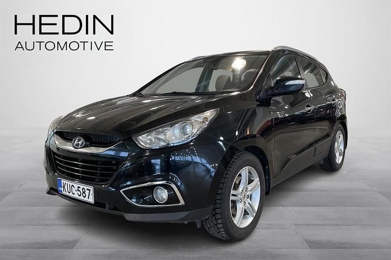 Käytetty Hyundai ix35 Premium 184 HP (135 kW) 2012 Musta Katumaasturi