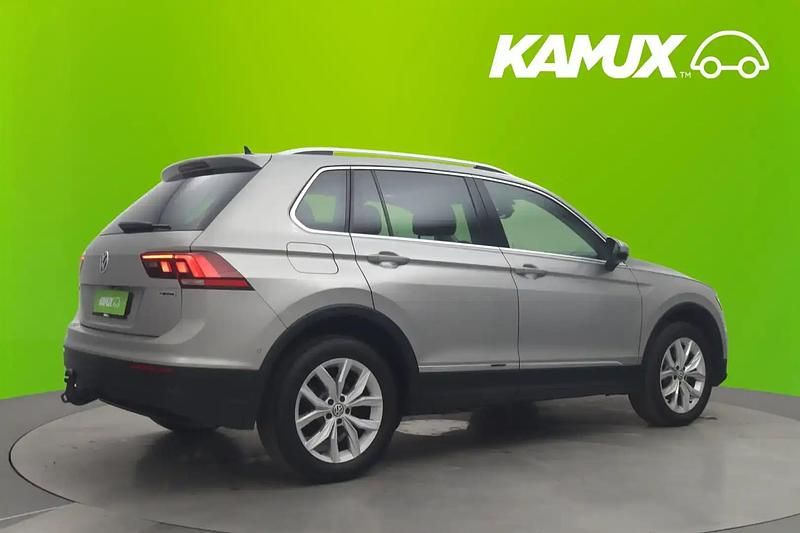 Käytetty VW Tiguan Comfortline 190 HP (139 kW) 2020 Hopea / harmaa Katumaasturi