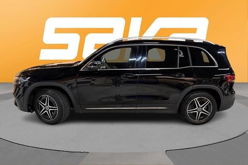 Käytetty Mercedes EQB300 AMG line 167 kW (228 HP) 2024 Katumaasturi