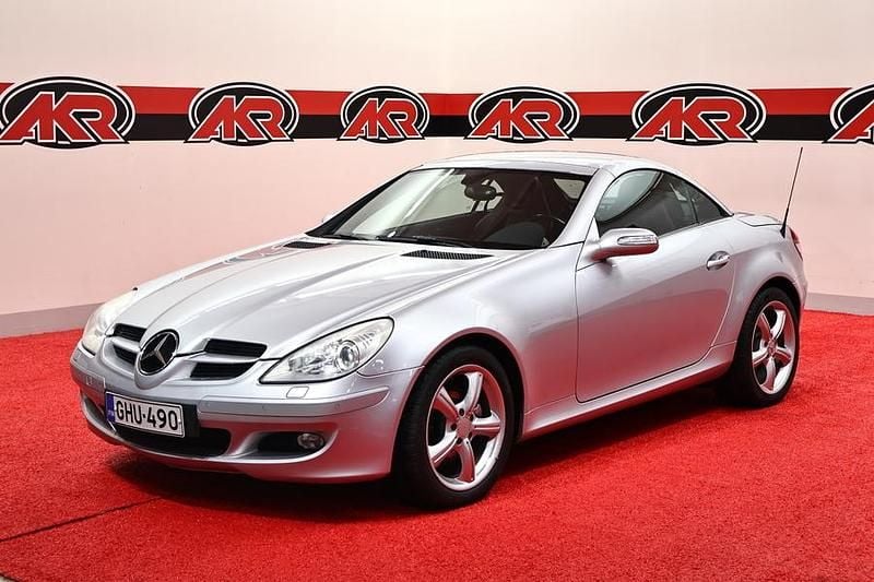 Käytetty Mercedes SLK280 231 HP (169 kW) 2005 Hopea Avoauto