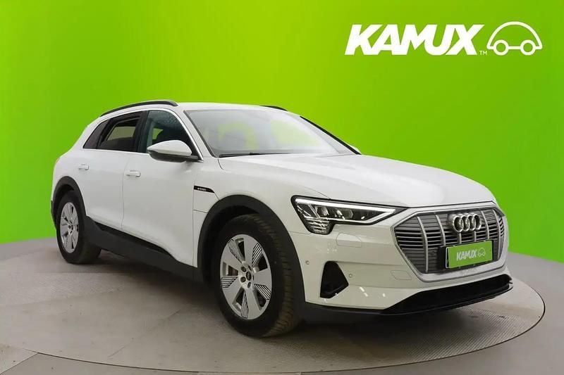 Valkoinen Käytetty 2022 Audi e-tron Basis Katumaasturi | 34 470 € (Hyvä tarjous) - Kuva 1/4