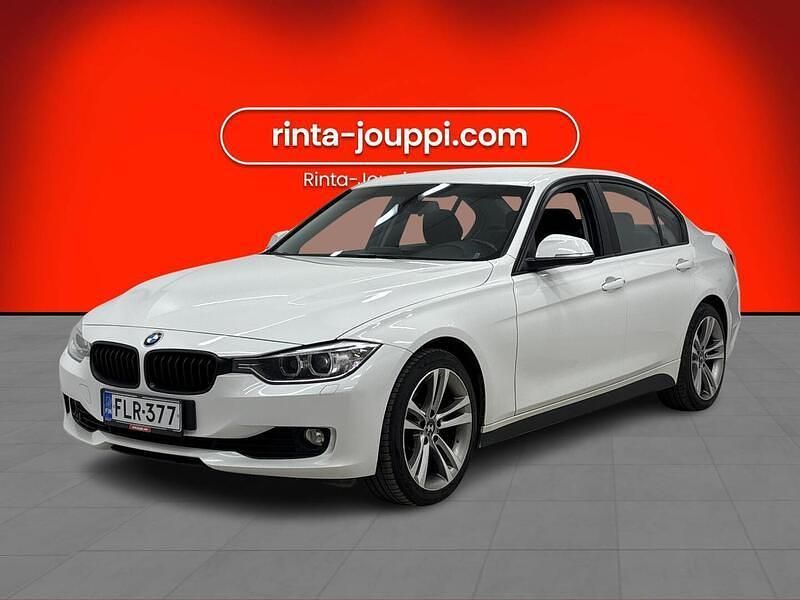 Valkoinen Käytetty 2015 BMW 320 Sedan | 13 690 € (Hyvä tarjous) - Kuva 1/4