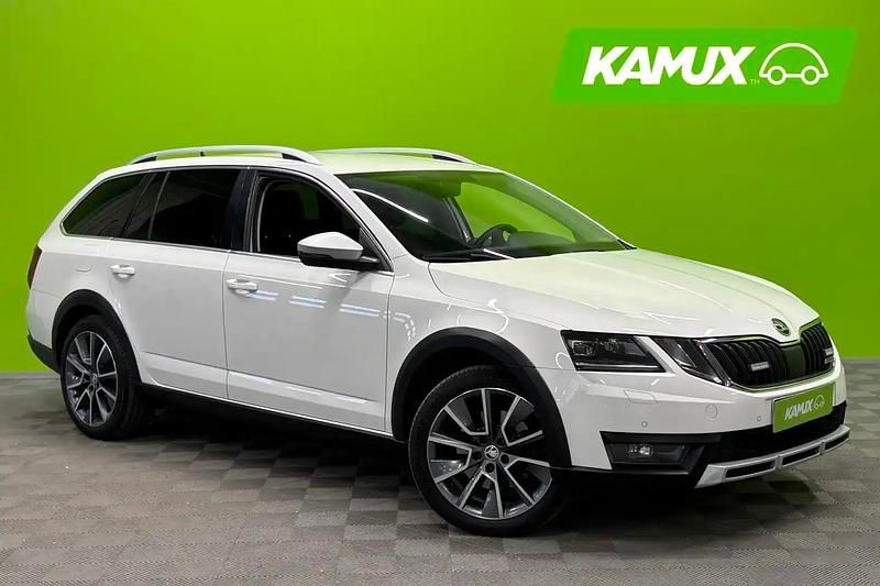 Valkoinen Käytetty 2018 Skoda Octavia Farmari | 18 650 € (Perustarjous) - Kuva 1/4