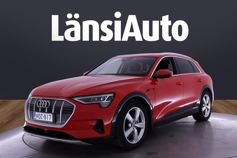 Käytetty 2020 Audi e-tron Katumaasturi | 29 100 € (Perustarjous) - Kuva 1/1