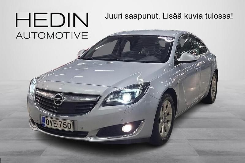 Hopea Käytetty 2017 Opel Insignia Edition Viistoperä | 8 490 € (Perustarjous) - Kuva 1/4