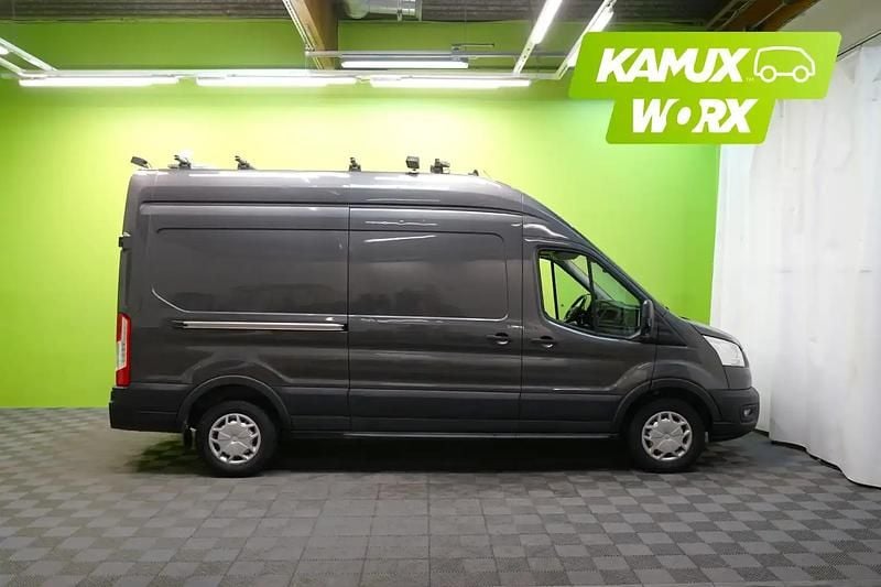Käytetty Ford Transit 170 HP (125 kW) 2021 Hopea / harmaa Van