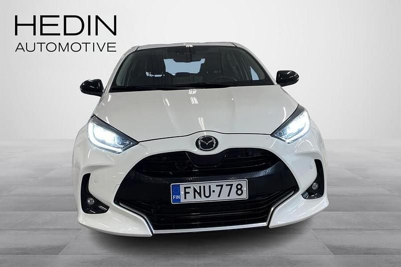 Käytetty Mazda 2 Comfort 116 HP (85 kW) 2023 Valkoinen Viistoperä