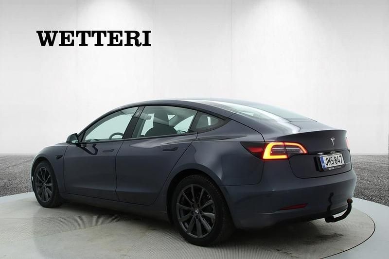 Käytetty Tesla Model 3 258 kW (351 HP) 2021 Sedan