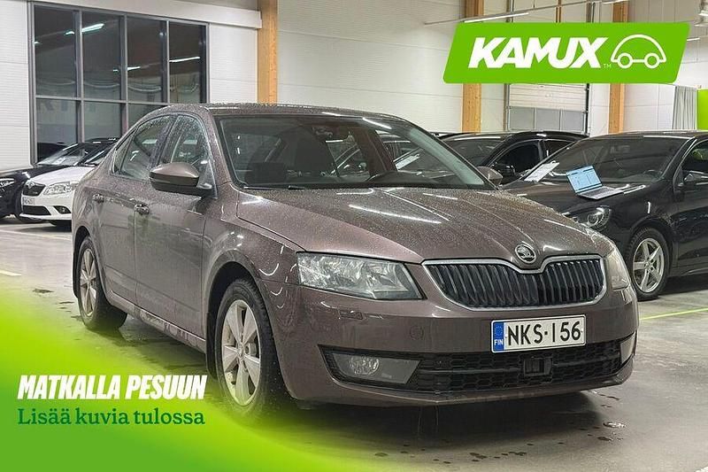 Käytetty 2017 Skoda Octavia Ambition Sedan | 12 900 € (Hyvä tarjous) - Kuva 1/4