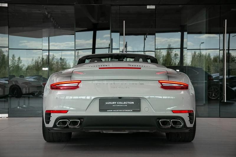 Käytetty Porsche 911 Turbo Cabriolet 540 HP (397 kW) 2018 Harmaa Avoauto
