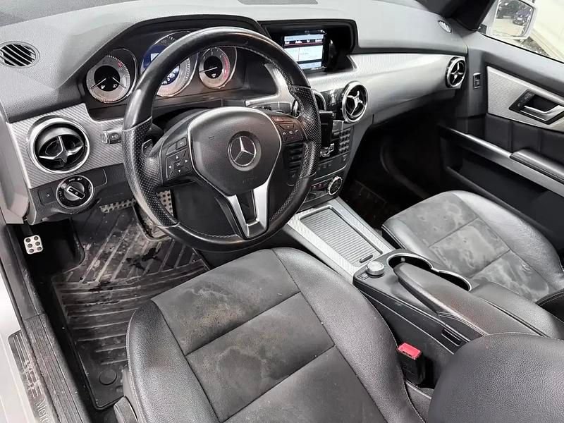 Käytetty Mercedes GLK220 170 HP (125 kW) 2013 Hopea / harmaa Katumaasturi